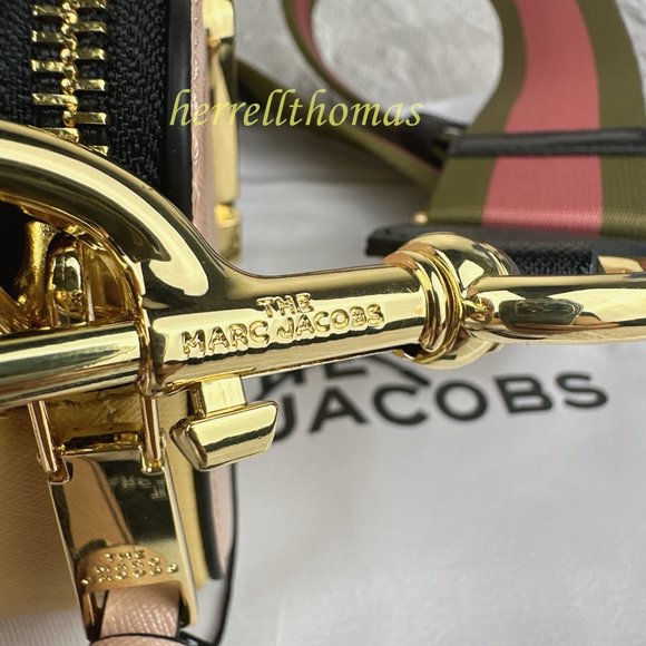 NWOT MARC JACOBS the snapshot shoulder bag - Picture 10 of 11
